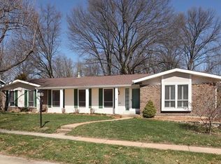 11649 Larkridge Ln, Saint Louis, MO