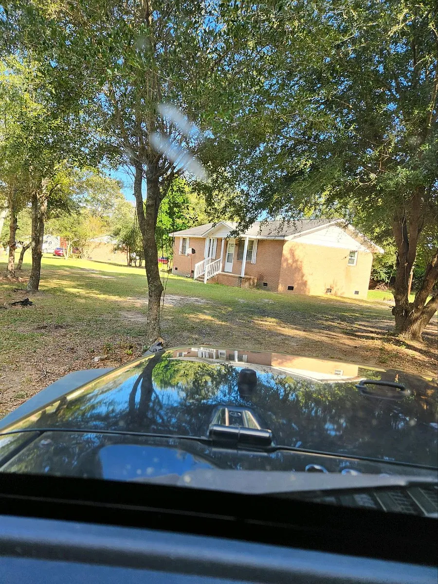 Building Photo - 132 Libra Rd