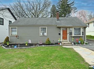 40 Lafayette Ave, Maywood, NJ 07607