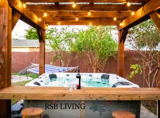 904 Longhorn Dr #904, Plano, TX 75023