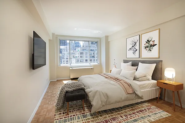 Rented by Stonehenge NYC LLC | media 7