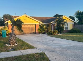 508 NW 10th Ct, Boynton Beach, FL 33426
