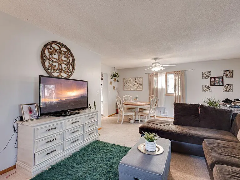 4655 Bald Eagle Ave #B — Photo 3