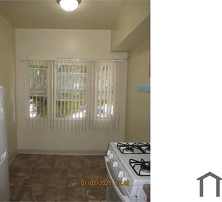 Studio, 429 sqft, $1,457 — Photo 2