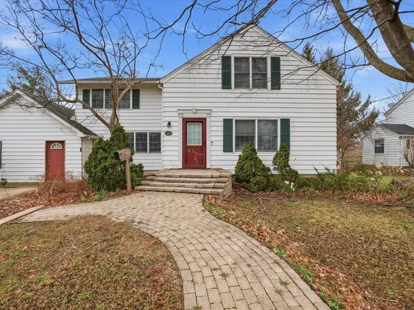 1148 West Highland Street, Whitewater, WI 53190