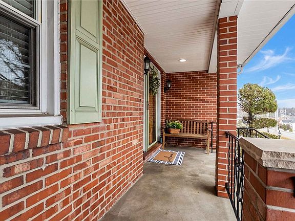 3rd image of 4757 Gardenville Rd