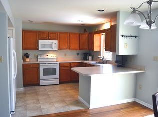 631 Glenbrook Dr, Harrisburg, PA 17110