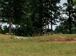 911 Indigo Bunting Rd, Statham, GA 30666