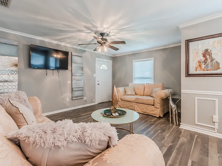 3225 Merida Ave — Photo 18