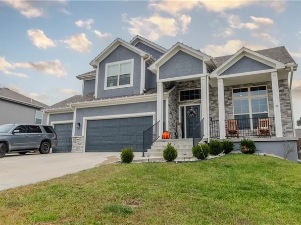 506 Wright St, Pleasant Hill, MO 64080