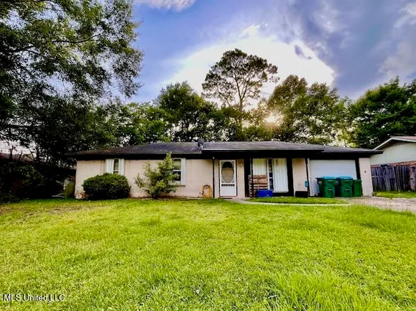 103 Niagara Ave, Ocean Springs, MS 39564