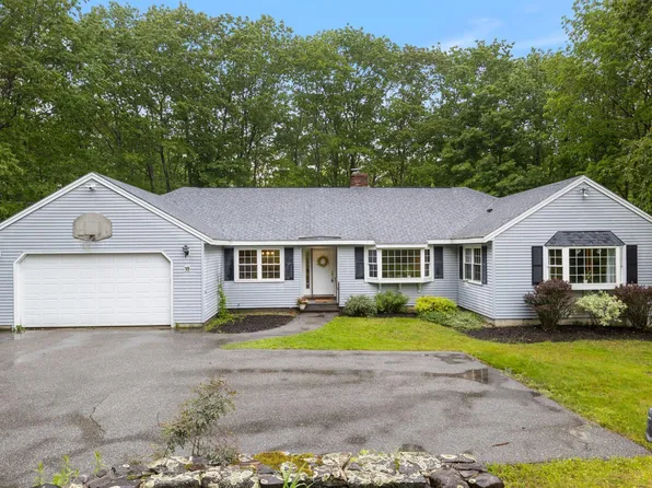 18 Ginger Lane, Saco, ME 04072