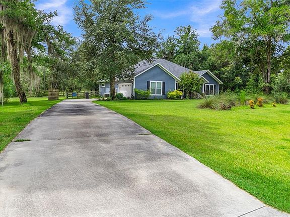 5th image of 8069 NE 8TH PLACE