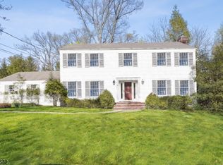 96 Old Hollow Rd, Short Hills, NJ 07078