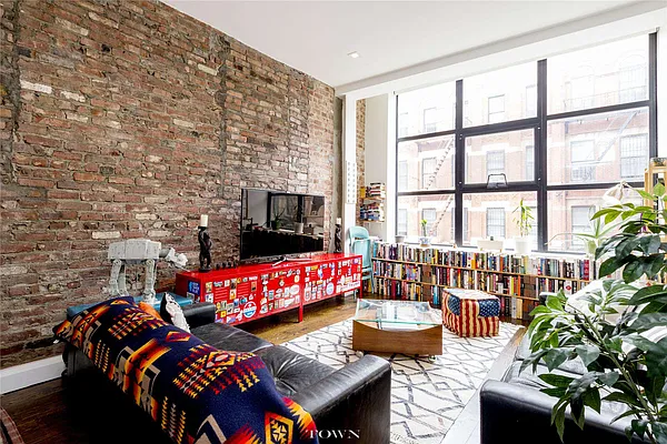 Rented by Town Residential | media 19