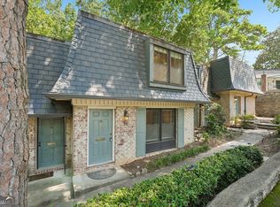 39 Cantey Pl NW, Atlanta, GA 30327