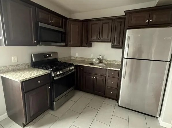 70 Plain St #72, Fall River, MA 02720