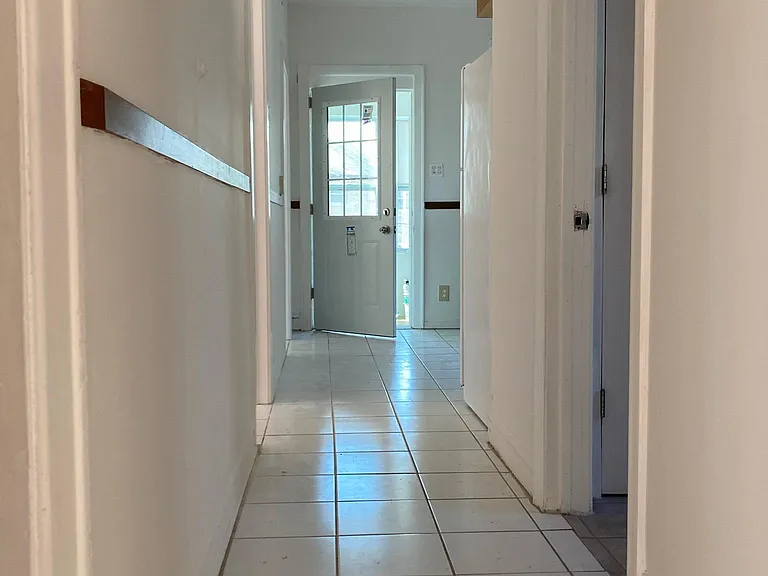 4457 W Ainslie St #1 — Photo 9