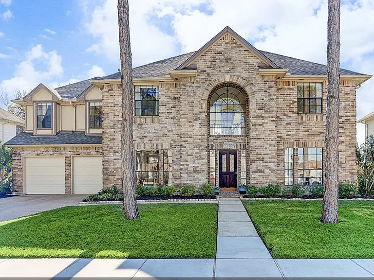 14215 Ragus Lake Dr — Photo 1