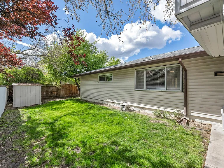 1490 Foster Dr — Photo 46