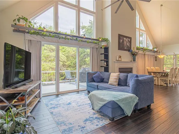 5367 Darwood Estate Ln, Winston Salem, NC 27106