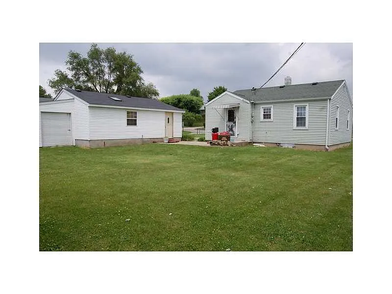 3811 Clark St photo 1