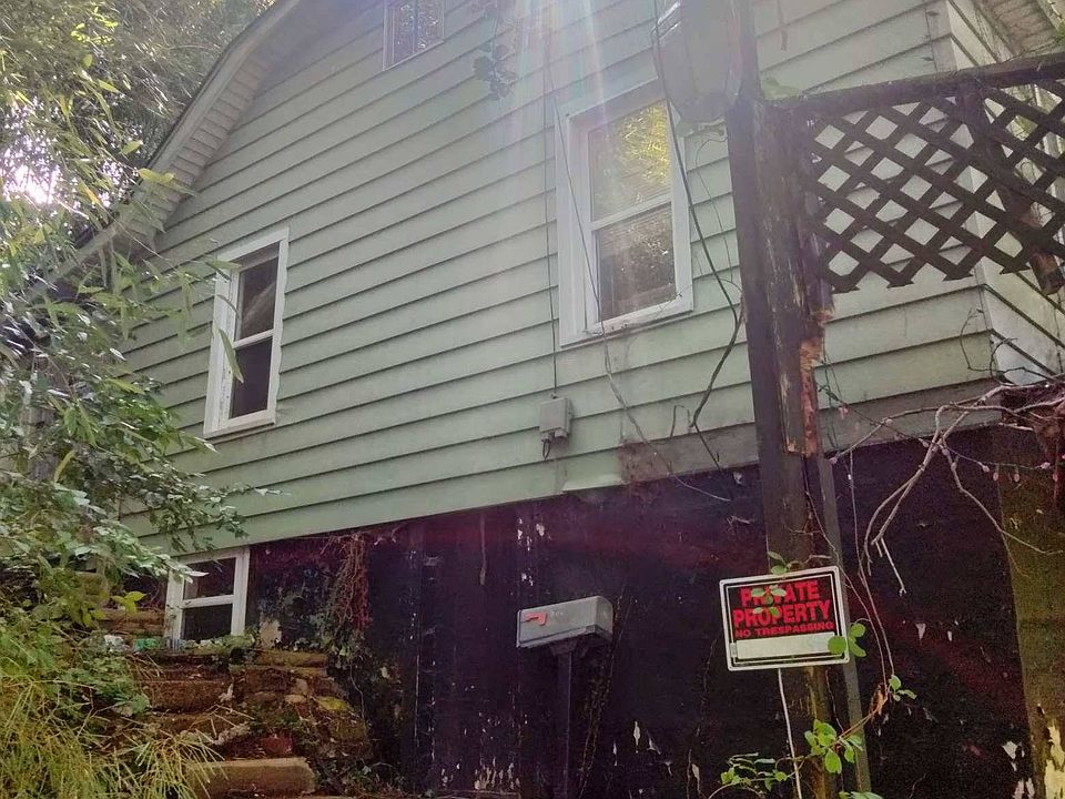 1st image of 680 Fairview Ave