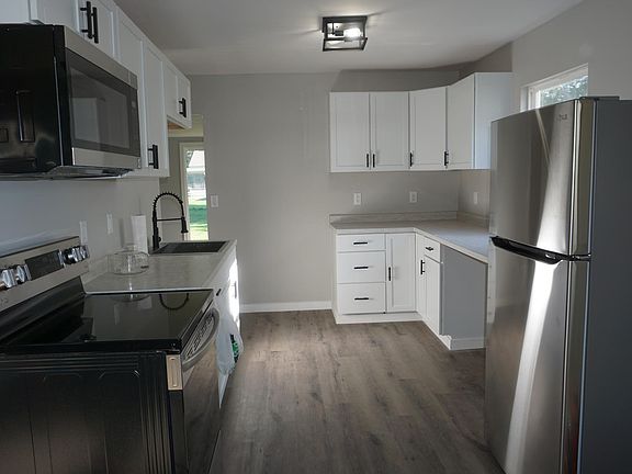 Beautiful kitchen with stainless appliances