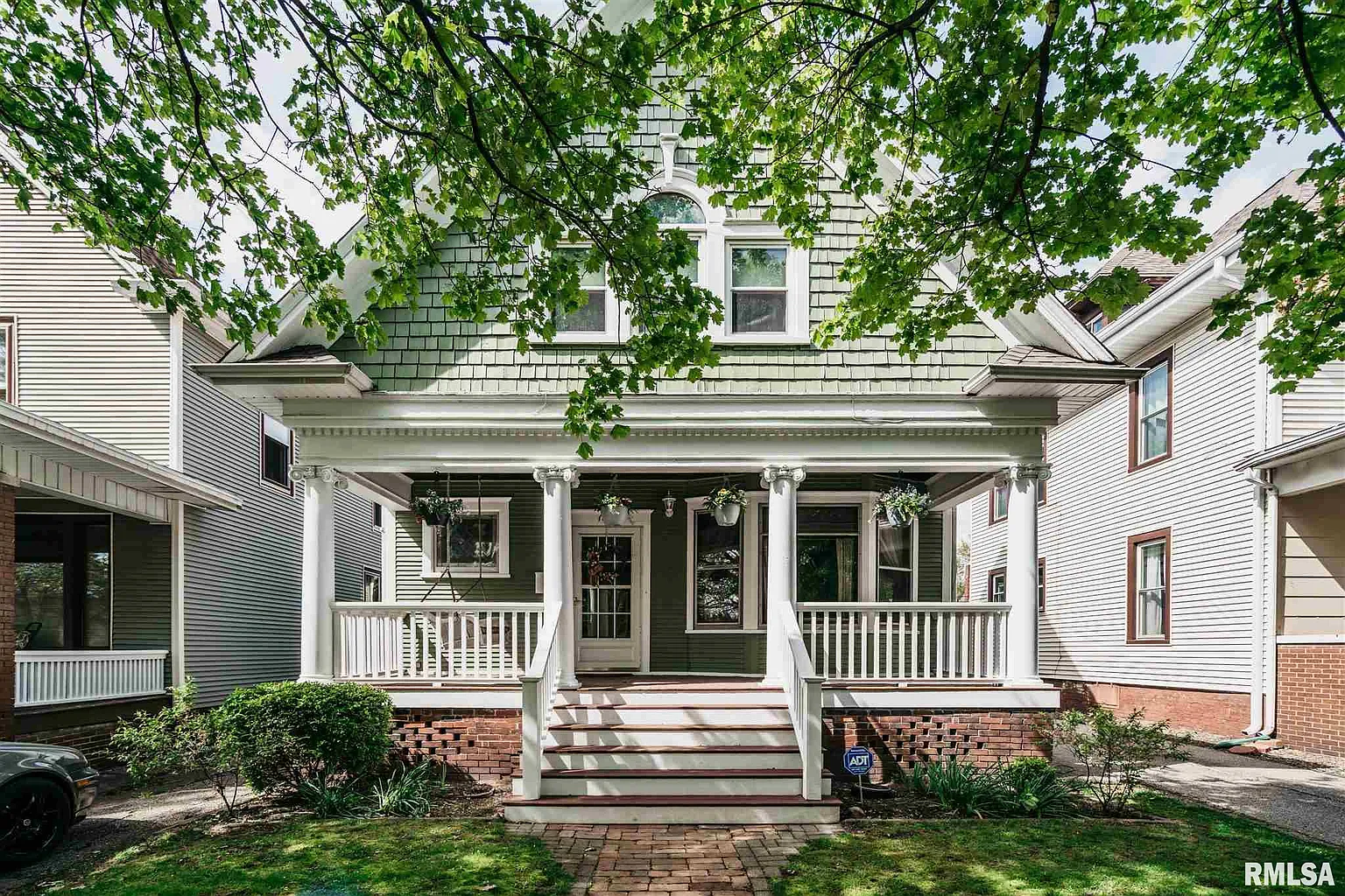 1803 W Ayres Ave photo 1
