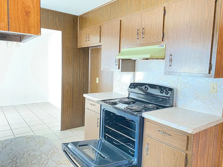 285 Nottingham Trl — Photo 5