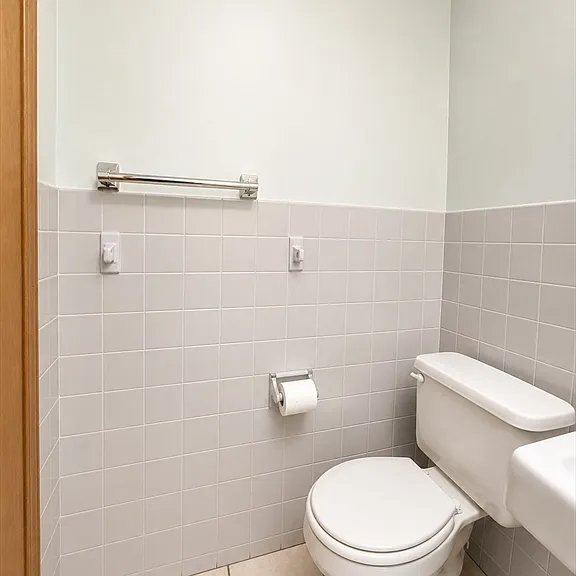 164 Hood St #1E — Photo 31