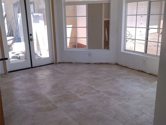 4th image of 550 N Soboba St