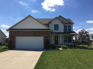 8941 Cottonwood Dr, Freeland, MI