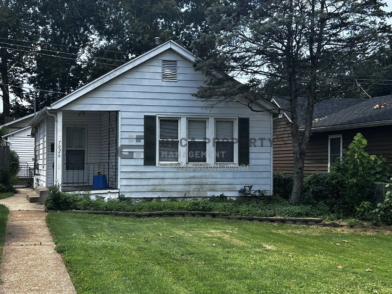 2 bed, 1.0 bath, 828 sqft, $1,400 — Photo 1