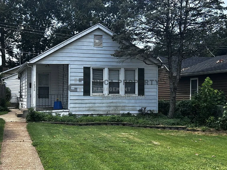7026 Bancroft Ave — Photo 1