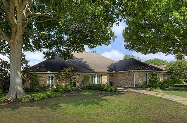 1st image of 313 Stonebridge Dr
