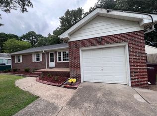 2212 Ferndale Rd, Chesapeake, VA 23323