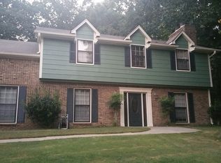 5528 Hunters Hill Rd, Birmingham, AL 35210