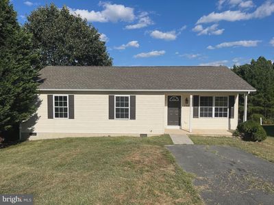 392 Grove Farm Ln, Martinsburg, WV, 25404