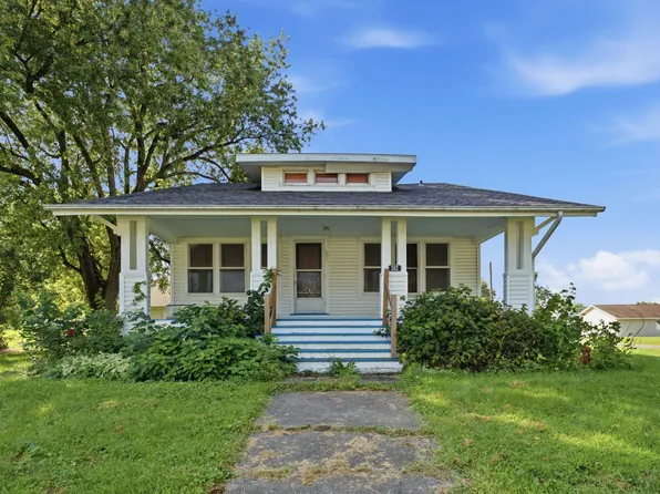 202 E Liberty St, Joy, IL 61260