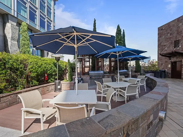 645 Front St #714 — Photo 4