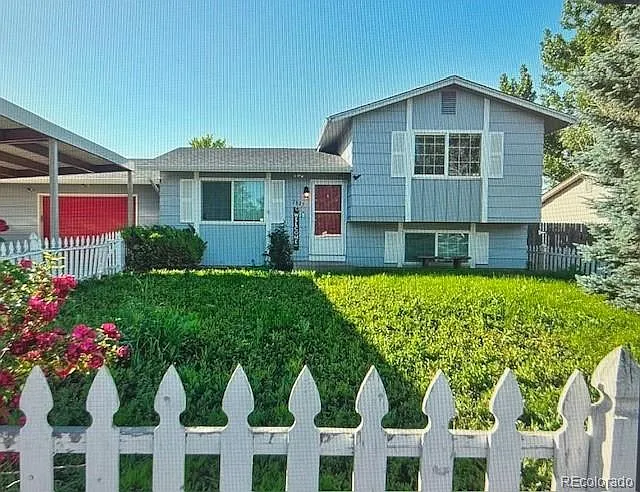 5 bed, 3.0 bath, 2416 sqft, $1,825 — Photo 1