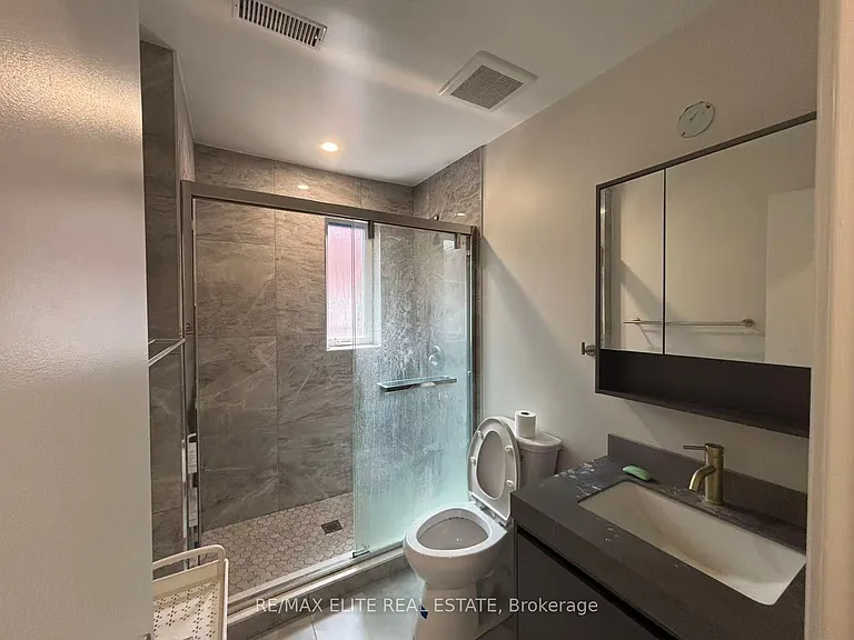 10 Mimico Ave #2B — Photo 3
