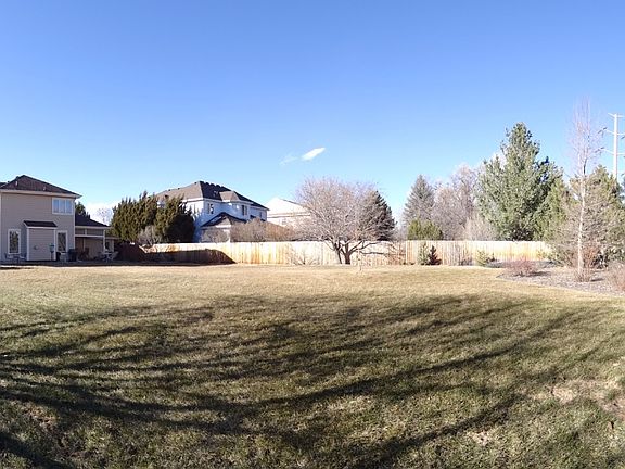 Spacious 1/2 Acre lot to enjoy