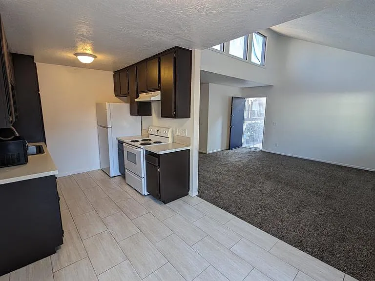 6843 Mohawk St #A — Photo 2