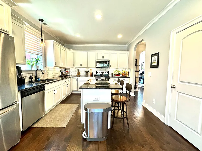2350 Somerset Valley Dr — Photo 9