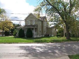 949 Claim St, Aurora, IL 60505