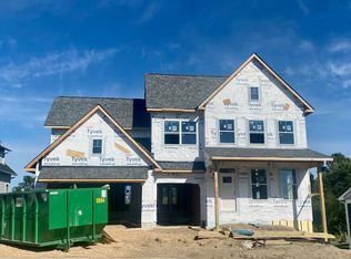 4261 Millstone Dr, Chaska, MN 55318