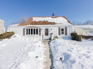 158 Chester St, Worcester, MA 01605