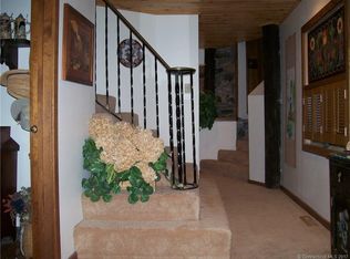 146 Ingham Hill Rd, Old Saybrook, CT 06475